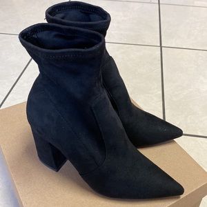 Steve Madden Helix Faux Suede - True Black